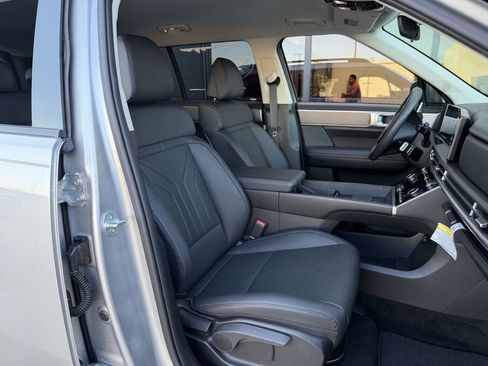 Used 2025 Hyundai Santa Fe SEL image 26