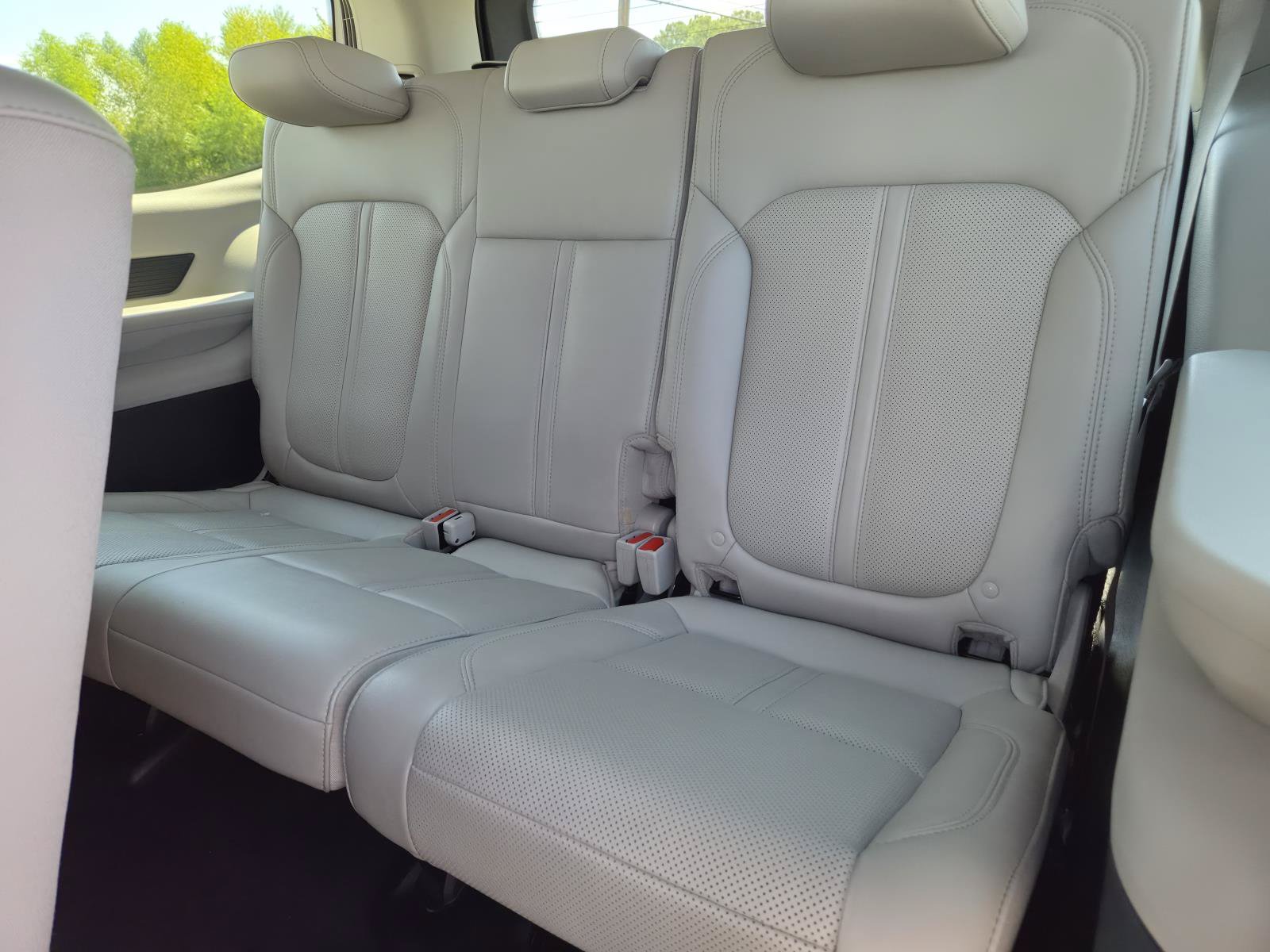 Used 2024 Jeep Wagoneer Series II w/ Flexible Seating Group RWD image 30
