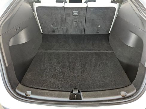 Used 2021 Tesla Model Y Long Range image 22