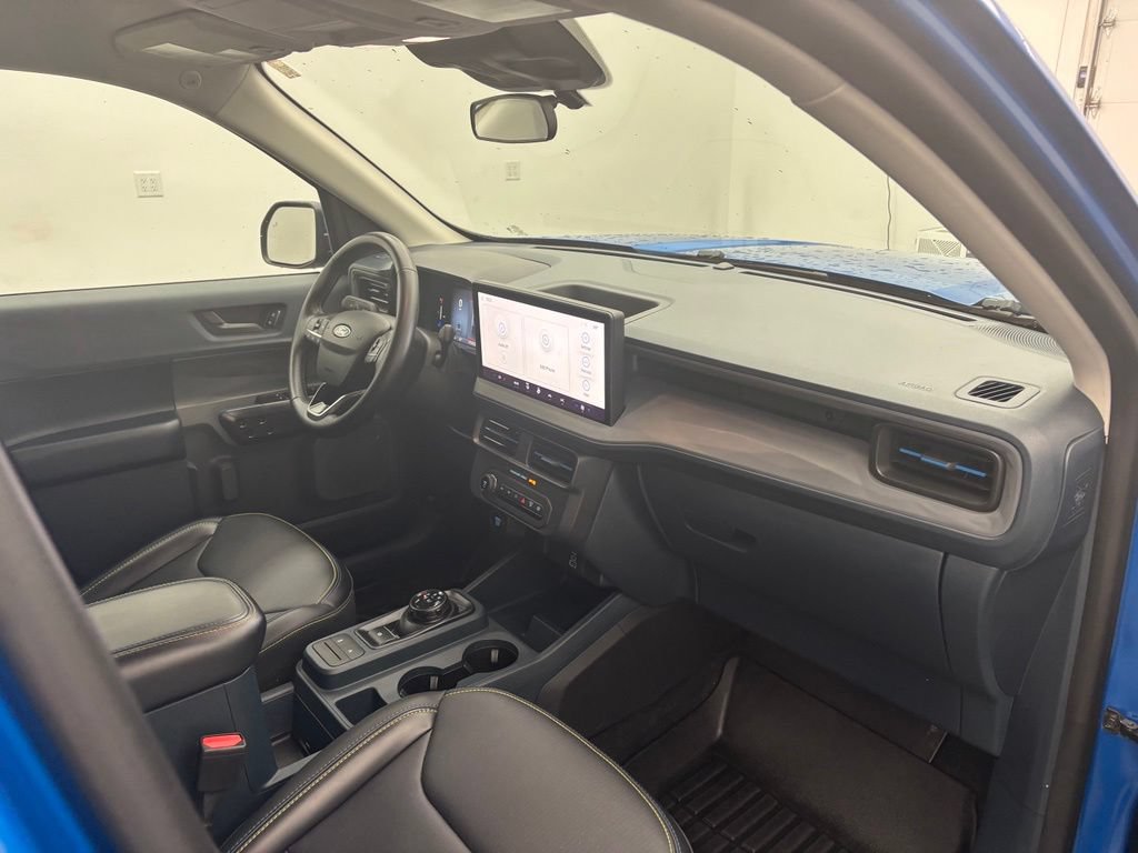 Used 2025 Ford Maverick Lobo AWD/4WD image 31