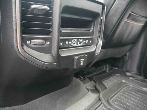 Used 2021 RAM 1500 Limited AWD/4WD image 23