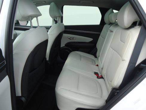 Used 2023 Hyundai Tucson Limited AWD/4WD image 32