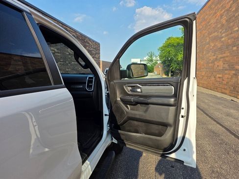 Used 2022 RAM 1500 Big Horn AWD/4WD image 18