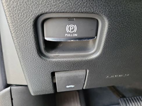 New 2026 Jeep Grand Cherokee Altitude AWD/4WD image 25
