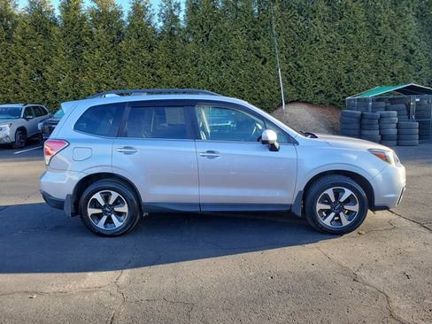 Used 2018 Subaru Forester 2.5i Limited image 8