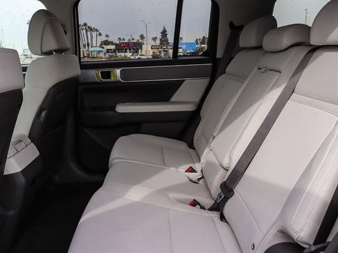 New 2026 Hyundai Santa Fe SE FWD image 22