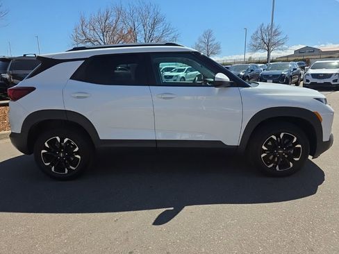 Used 2021 Chevrolet TrailBlazer LT w/ Convenience Package image 7