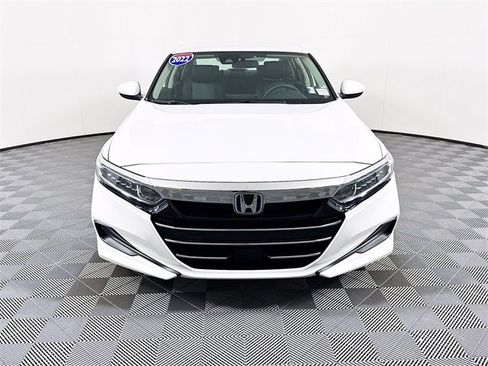 Used 2022 Honda Accord Hybrid image 2