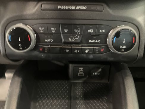 Used 2023 Ford Bronco Sport Outer Banks image 19