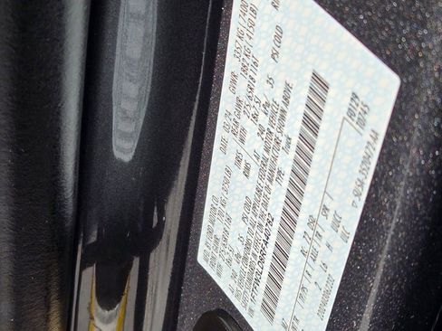 Used 2022 Toyota Tacoma Limited image 35