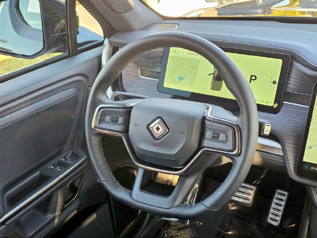 Used 2024 Rivian R1T Adventure Dual AWD/4WD image 31