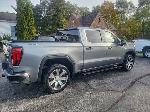 Used 2020 GMC Sierra 1500 SLE w/ SLE Value Package image 5