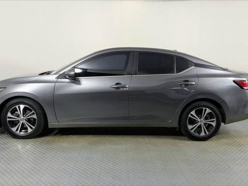 Used 2023 Nissan Sentra SV FWD image 3