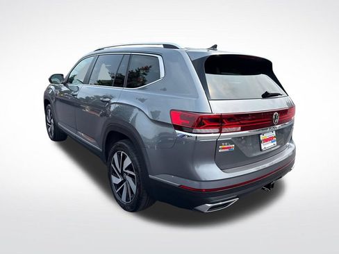 Used 2024 Volkswagen Atlas SEL AWD/4WD image 3