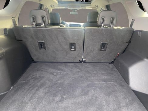 Used 2020 GMC Terrain SLT w/ Preferred Package AWD/4WD image 26