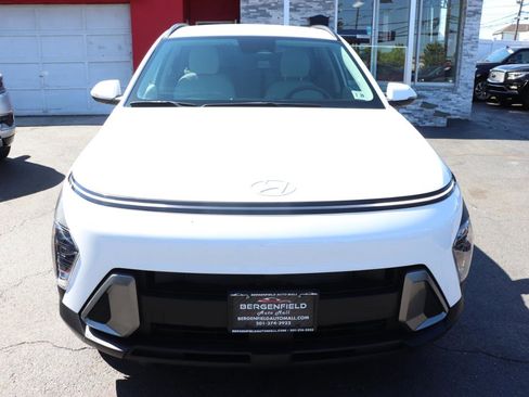 Used 2024 Hyundai Kona SEL AWD/4WD image 8