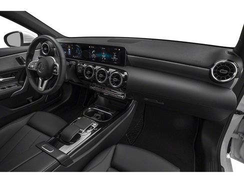 Used 2022 Mercedes-Benz A 220 image 32