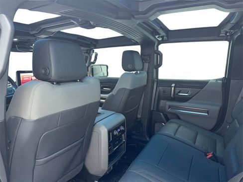 Used 2024 GMC Hummer EV 3X image 49