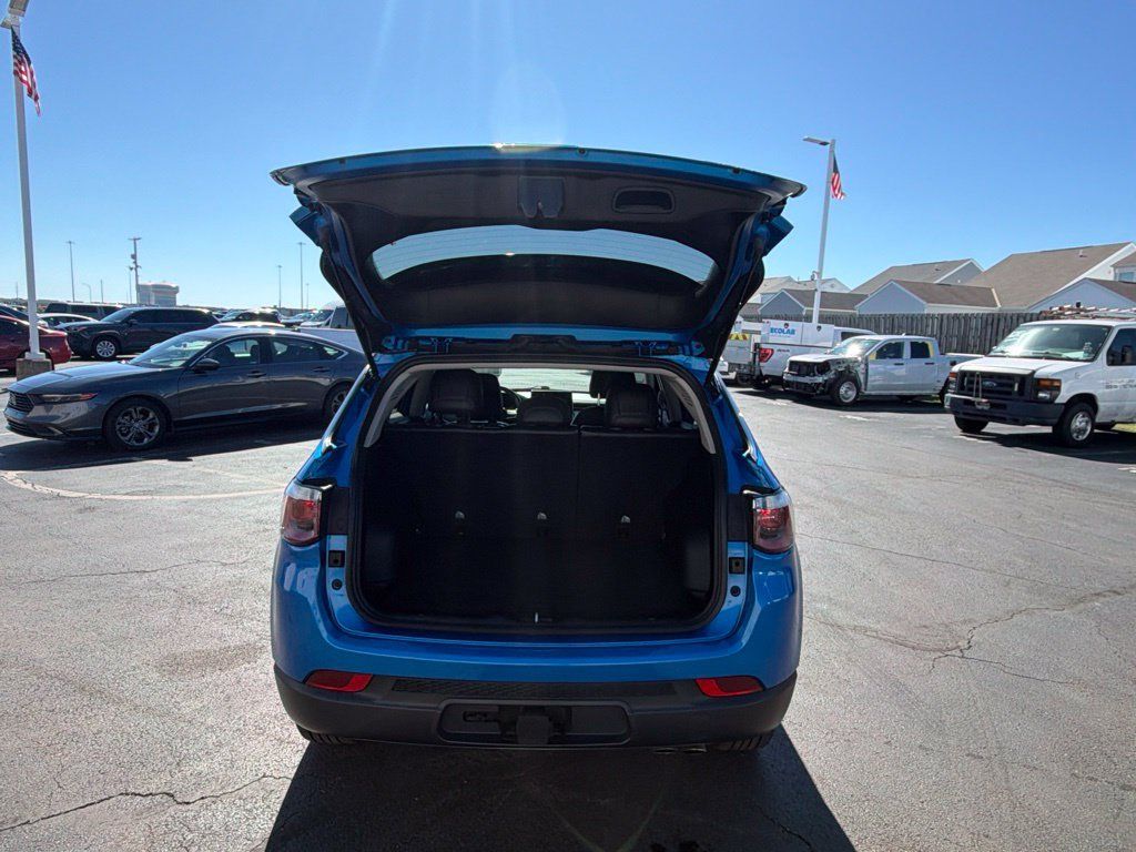 Used 2022 Jeep Compass Limited AWD/4WD image 53