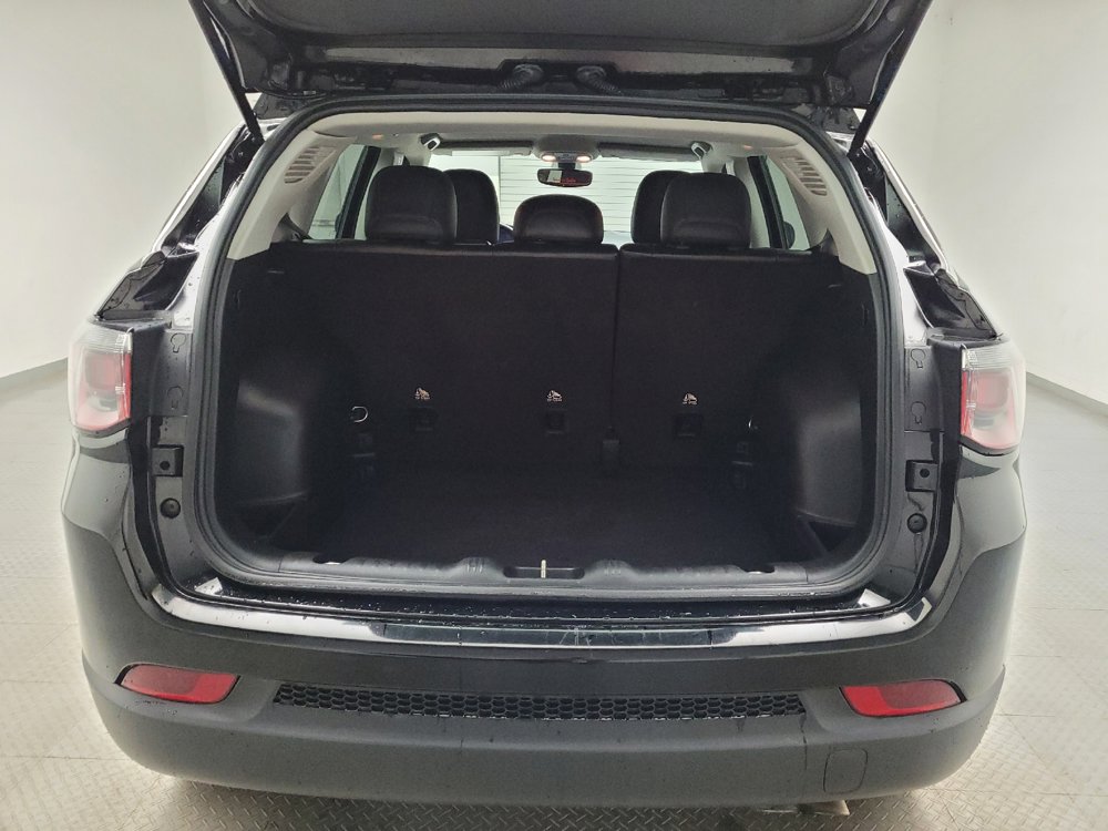 Used 2019 Jeep Compass Limited AWD/4WD image 29