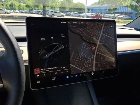 Used 2023 Tesla Model 3 Standard Range RWD image 18