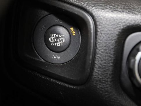 Used 2024 Jeep Wrangler Unlimited Sport AWD/4WD image 27