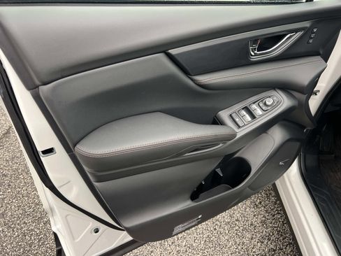 Certified 2025 Subaru Ascent Bronze Edition w/ Popular Package #2 image 10