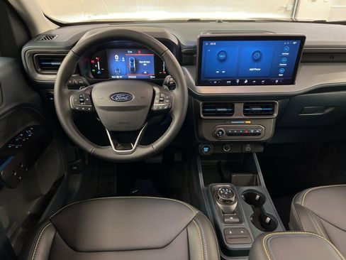 New 2025 Ford Maverick Lobo image 8