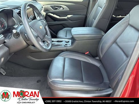 Certified 2023 Chevrolet Traverse LT w/ LT Premium Package AWD/4WD image 18