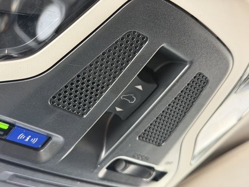 Used 2020 Subaru Outback Limited XT image 25