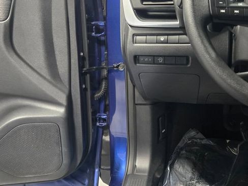 Used 2023 Nissan Rogue SV image 11