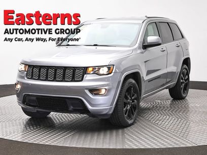 Used 2017 Jeep Grand Cherokee Altitude