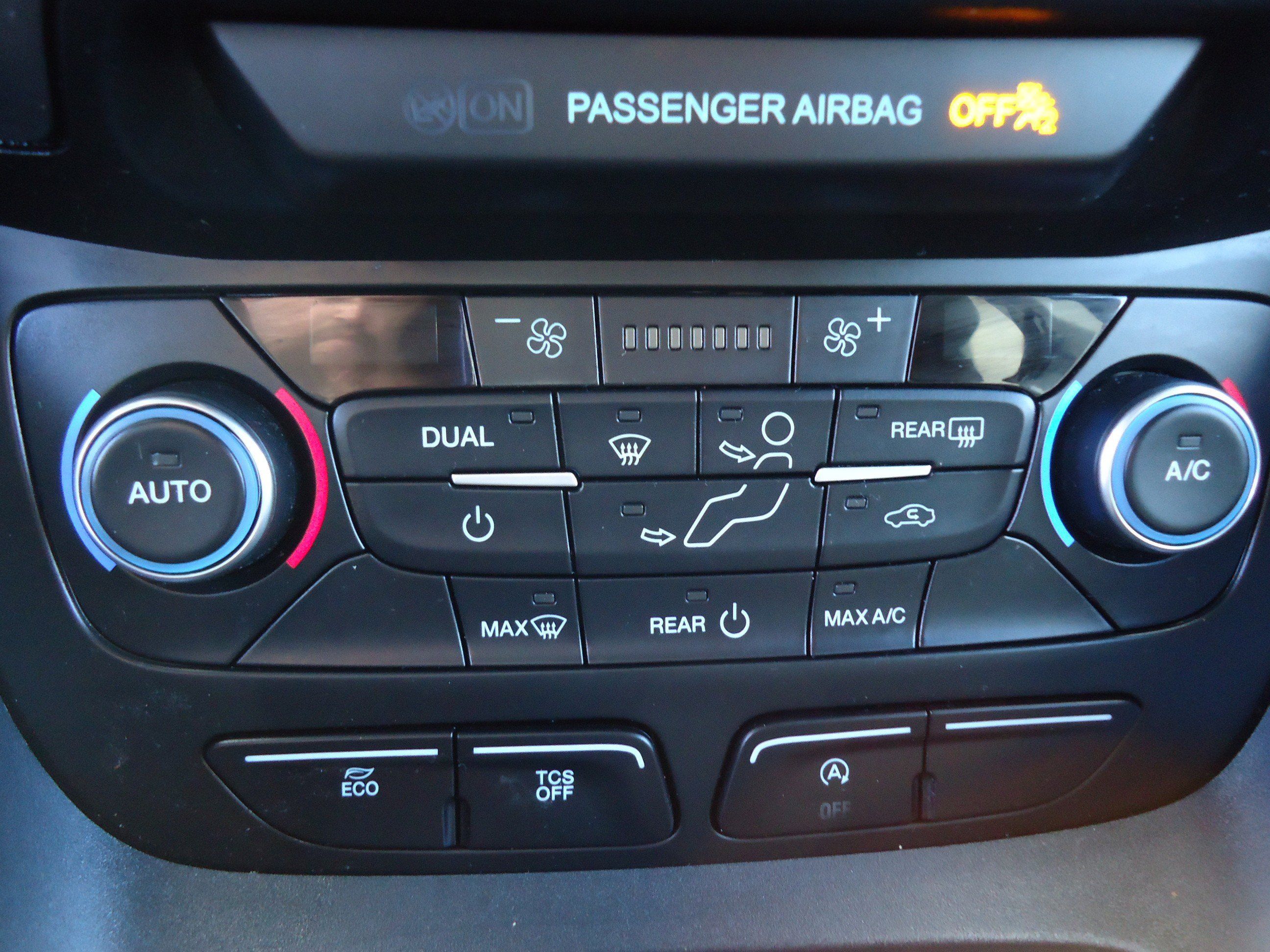 Used 2021 Ford Transit Connect XLT FWD image 25