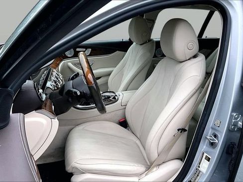 Certified 2020 Mercedes-Benz E 450 4MATIC Wagon image 13