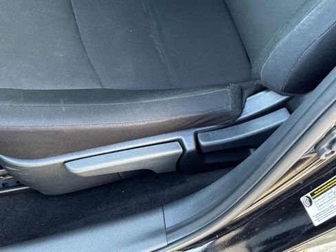 Used 2025 Nissan Sentra S image 23