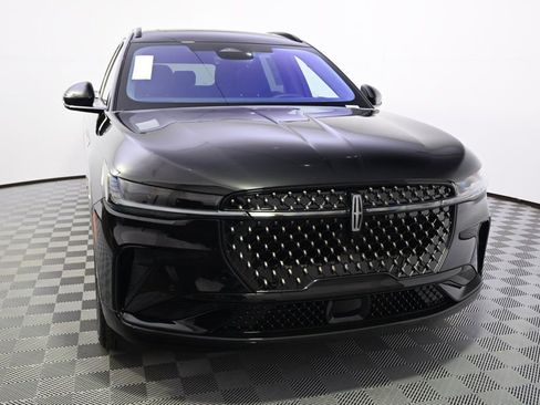 New 2026 Lincoln Nautilus Black Label image 9