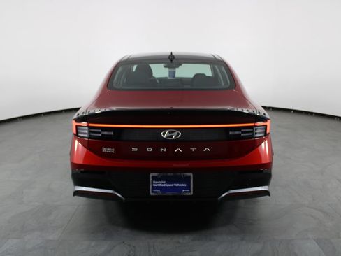 Certified 2024 Hyundai Sonata SEL w/ Convenience Package FWD image 11