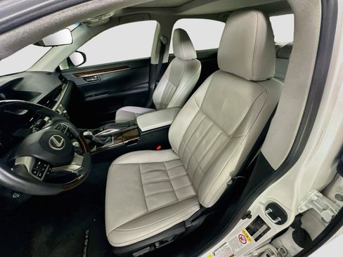Used 2017 Lexus ES 350 w/ Luxury Package FWD image 13