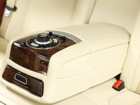 Used 2013 Rolls-Royce Ghost RWD image 62