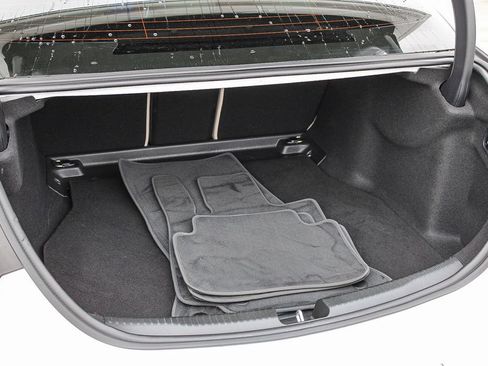 Used 2023 Mercedes-Benz C 300 Sedan image 26