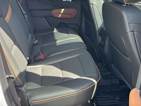 New 2026 GMC Canyon AT4 w/ Technology Plus Package image 18