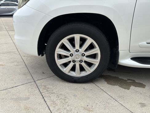 Used 2008 Lexus LX 570 4WD image 33