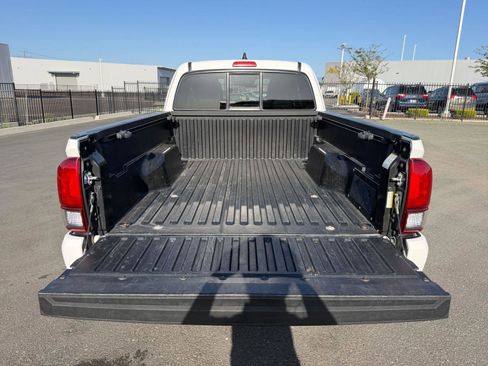 Used 2021 Toyota Tacoma SR image 23