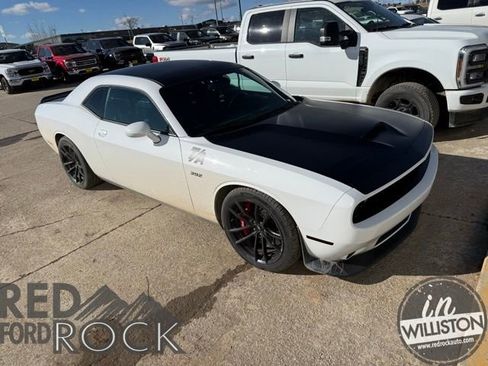 Used 2020 Dodge Challenger R/T Scat Pack w/ T/A Package image 1
