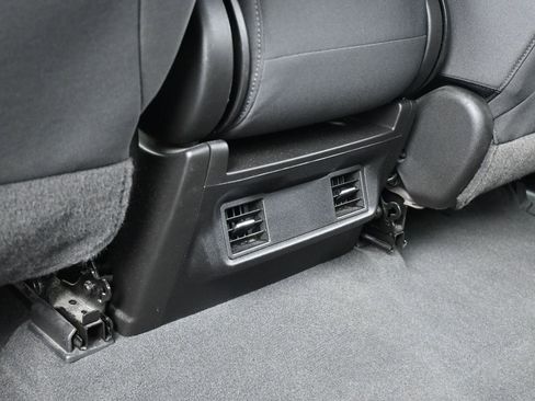 Used 2022 Chevrolet Silverado 1500 Custom Trail Boss image 32