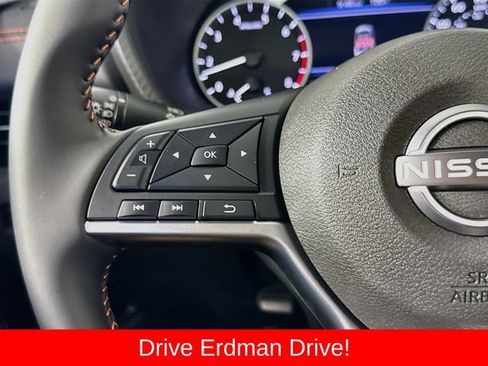 Used 2025 Nissan Sentra SR w/ Midnight Edition FWD image 12