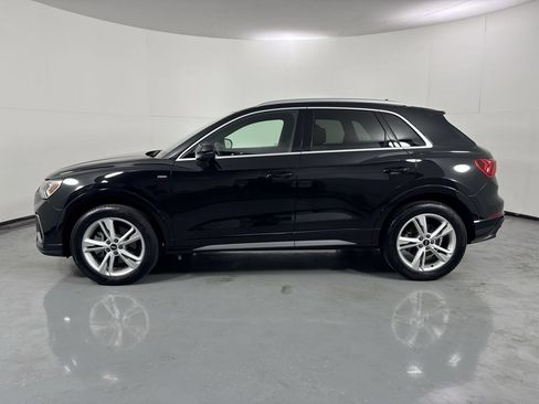 Used 2022 Audi Q3 2.0T Premium Plus w/ Premium Plus Package AWD/4WD image 29