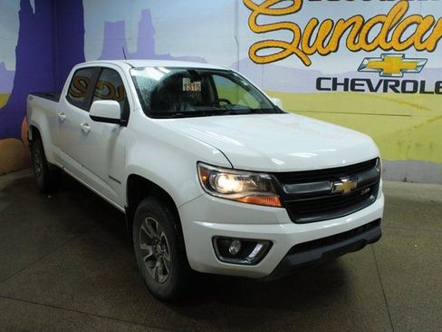 Used 2018 Chevrolet Colorado Z71 image 2