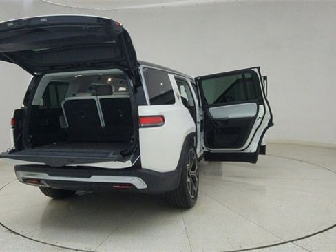 Used 2024 Rivian R1S Adventure image 77