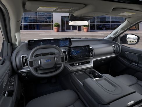 New 2026 Ford Expedition Platinum AWD/4WD image 9